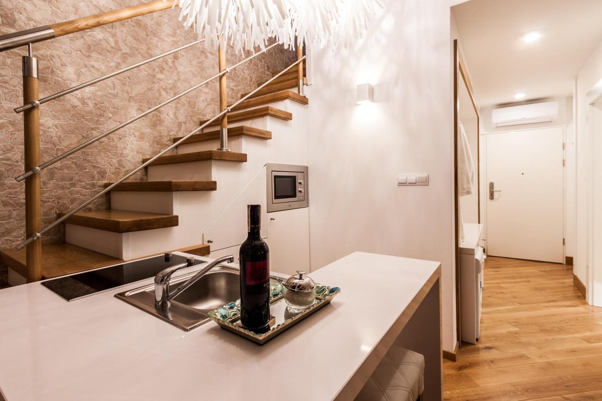 Luxury Apartment Jacuzzi Sauna